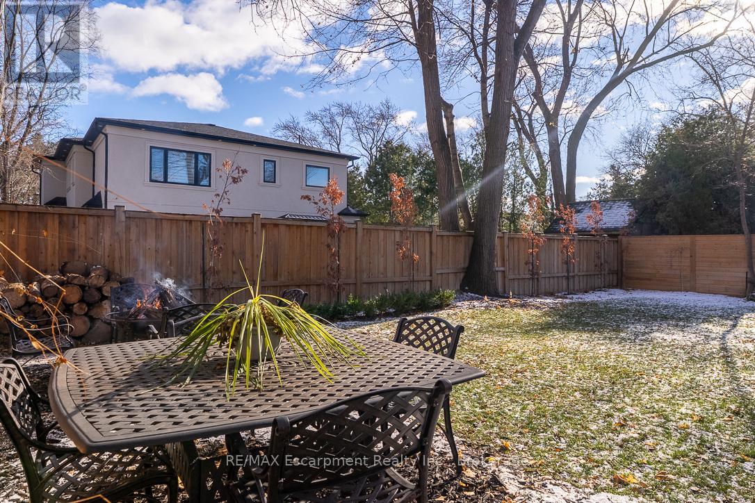 540 Patricia Drive, Oakville, Ontario  L6K 1M2 - Photo 46 - W13830724