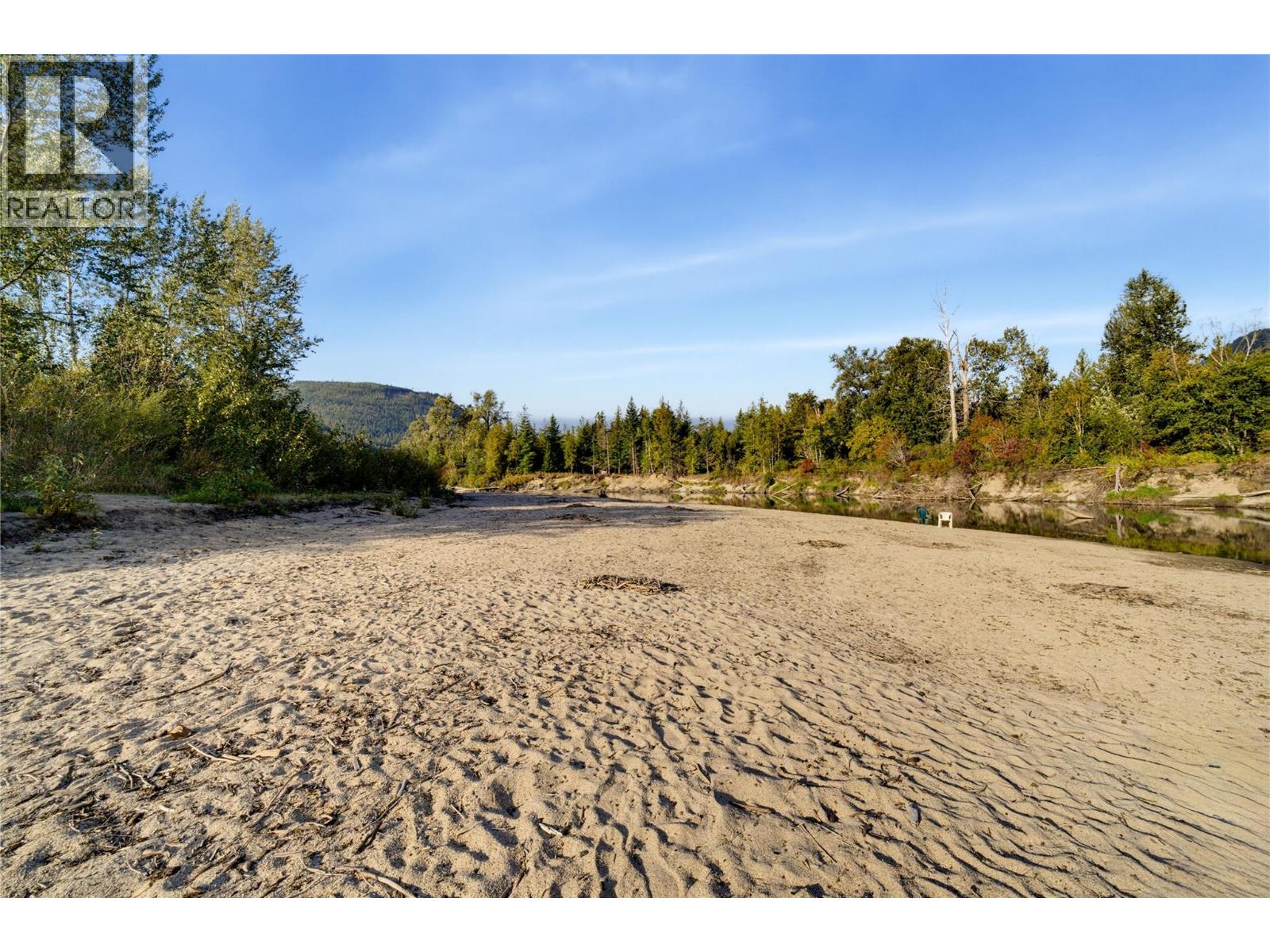 1383 Silver Sands Road Unit# 68, Sicamous, British Columbia  V0E 2V4 - Photo 11 - 10401388