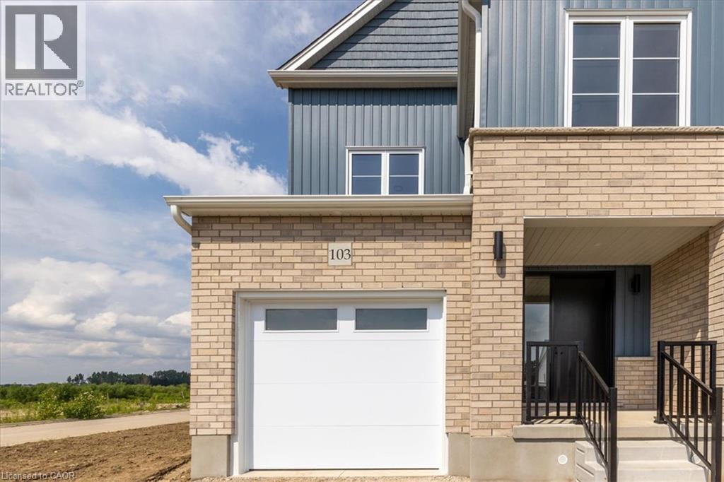 98 KENTON Street, Mitchell, Ontario