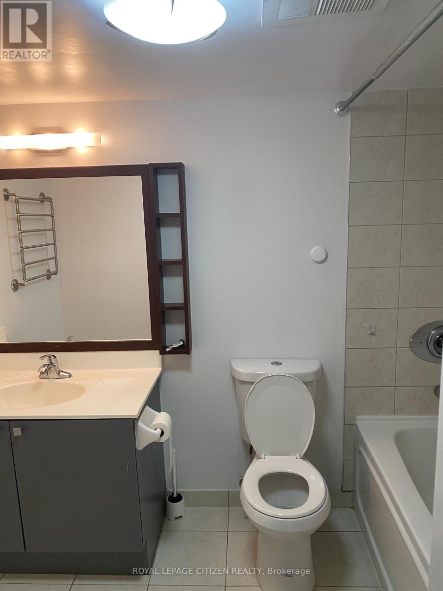 1009 - 200 Victoria Street, Toronto, Ontario  M5B 1V8 - Photo 6 - C13830636