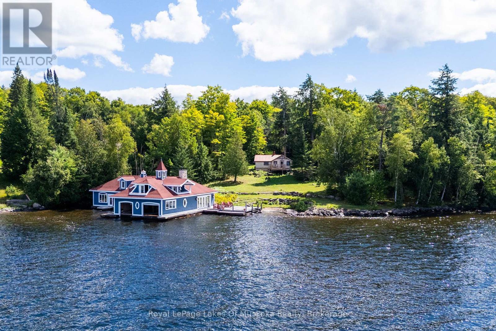 1521 Old Hwy 117, Lake Of Bays, Ontario  P0B 1A0 - Photo 1 - X13830728