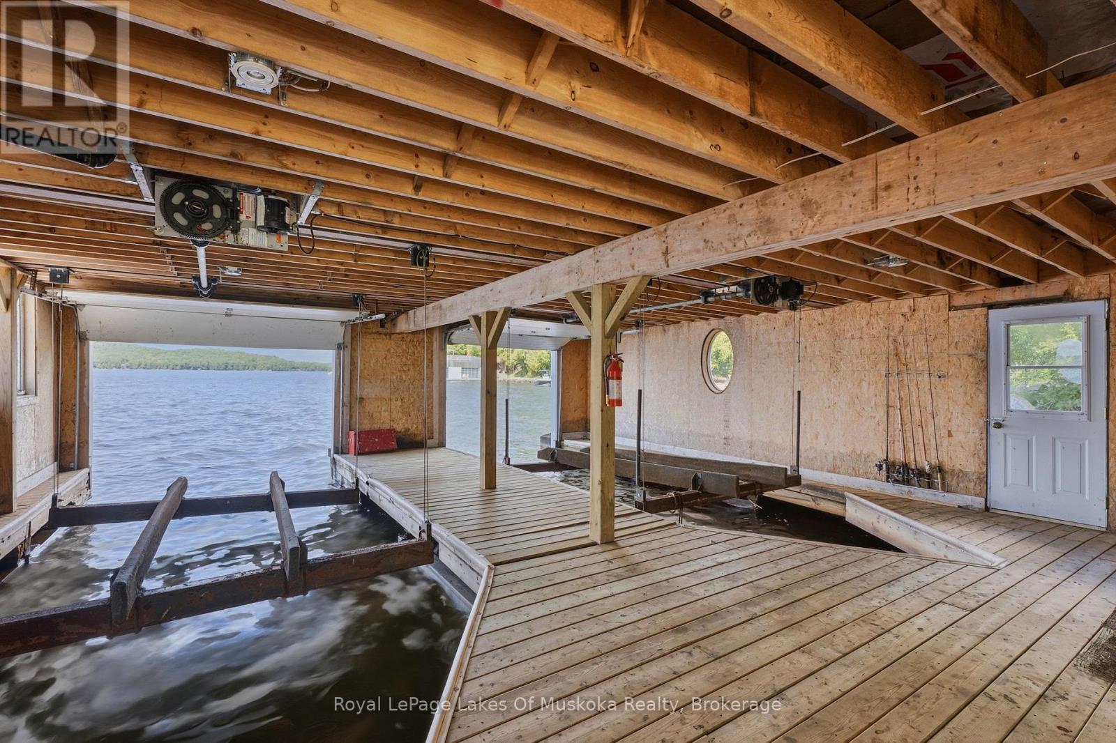 1521 Old Hwy 117, Lake Of Bays, Ontario  P0B 1A0 - Photo 17 - X13830728