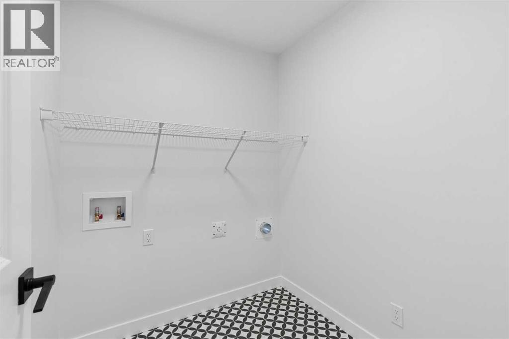 153 Snowberry Common SE
