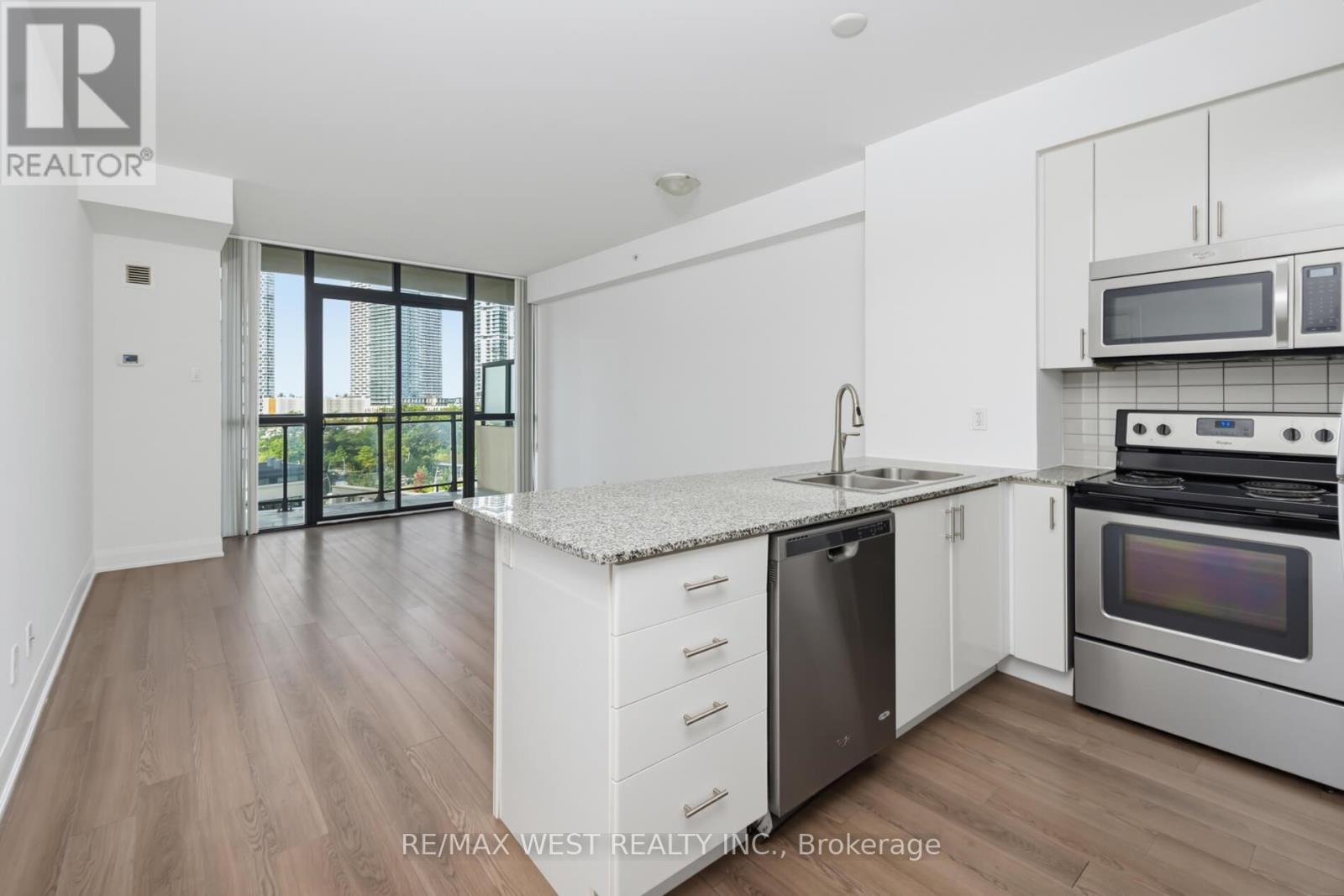 605 - 2900 Highway 7, Vaughan, Ontario  L4K 0G3 - Photo 13 - N13830586