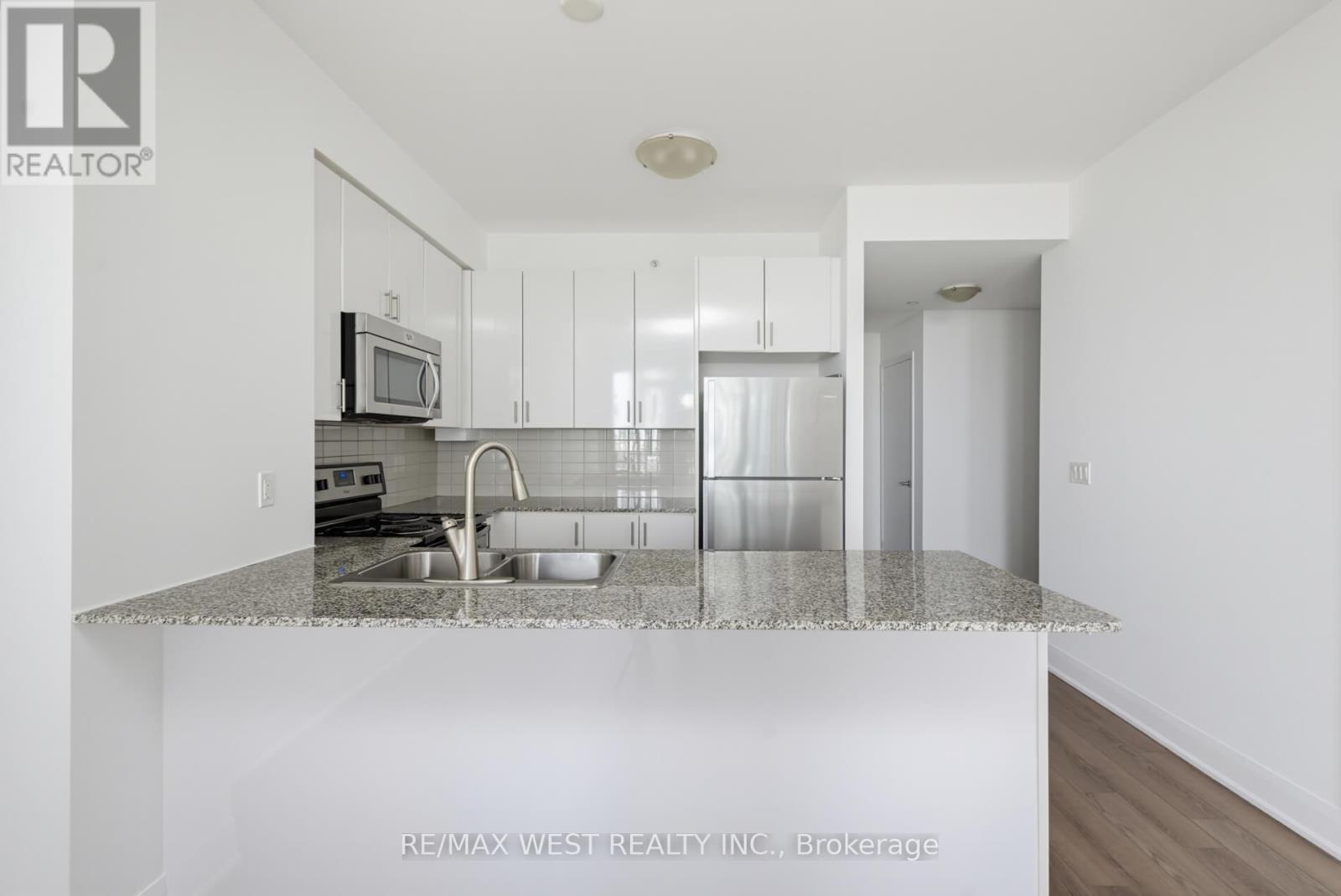 605 - 2900 Highway 7, Vaughan, Ontario  L4K 0G3 - Photo 15 - N13830586