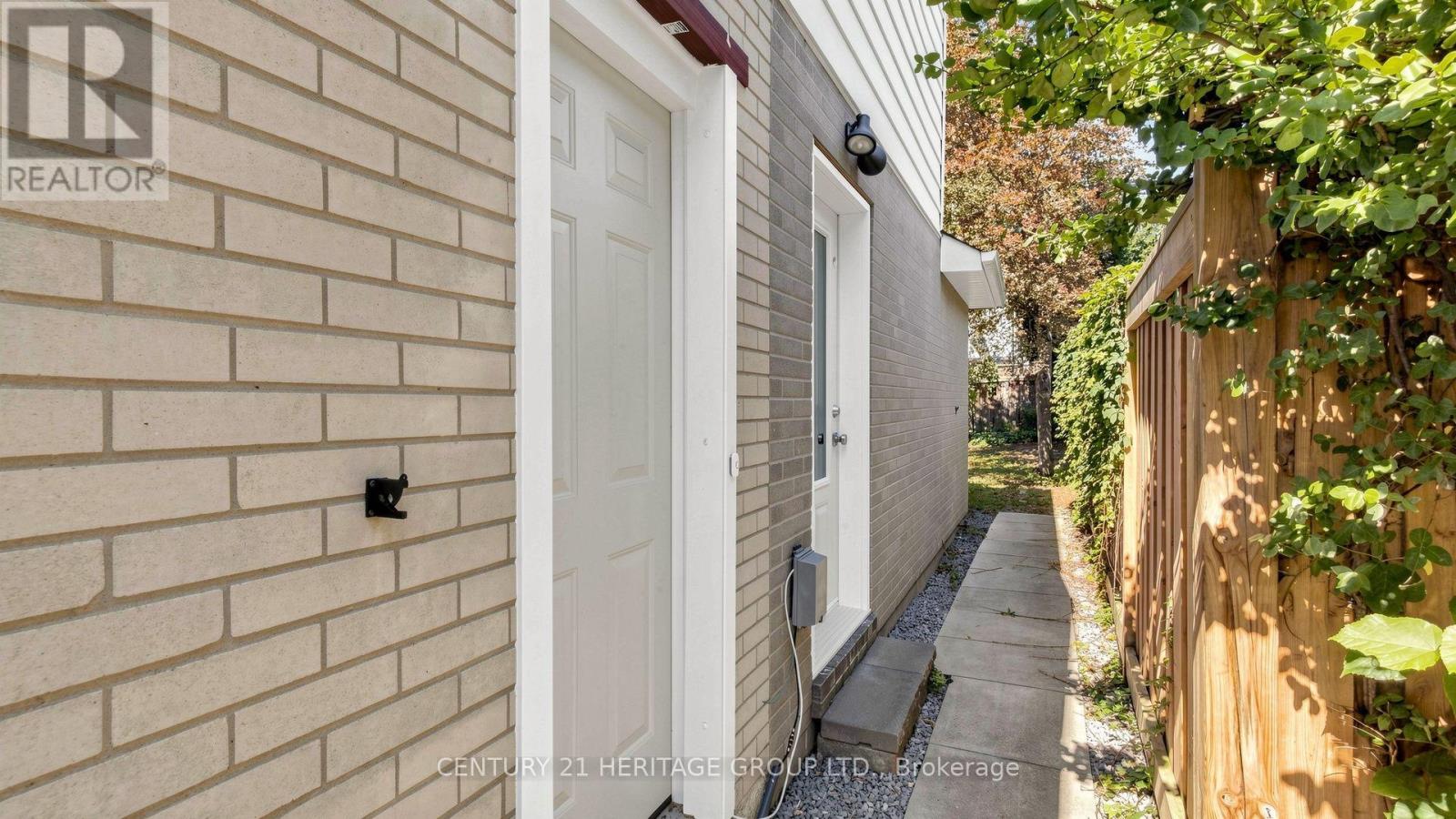 70 Royal Orchard Boulevard, Markham, Ontario  L3T 3C5 - Photo 46 - N13830630