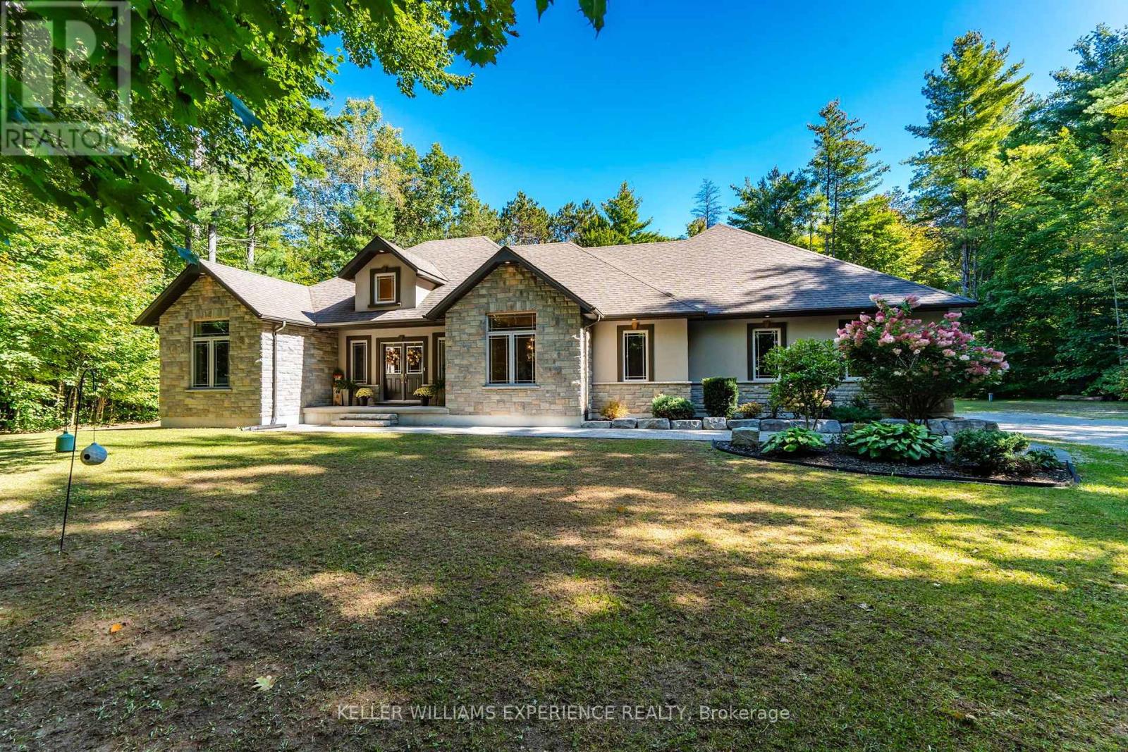 5 Loftus Road, Springwater, Ontario  L0L 2K0 - Photo 1 - S13830708