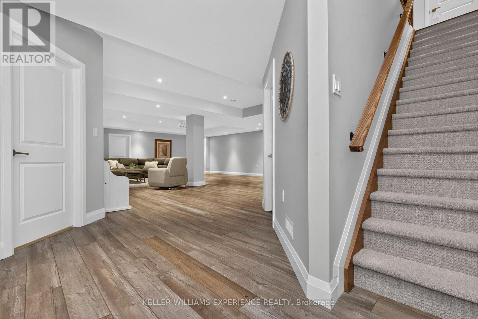 5 Loftus Road, Springwater, Ontario  L0L 2K0 - Photo 30 - S13830708