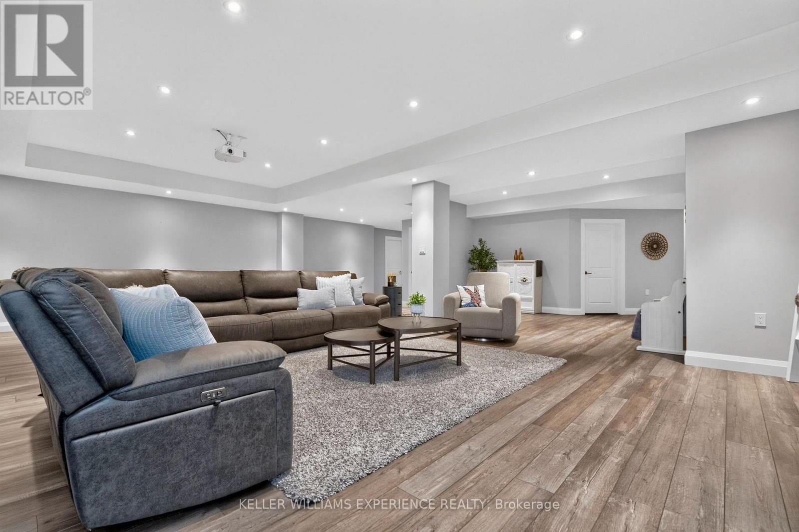 5 Loftus Road, Springwater, Ontario  L0L 2K0 - Photo 33 - S13830708