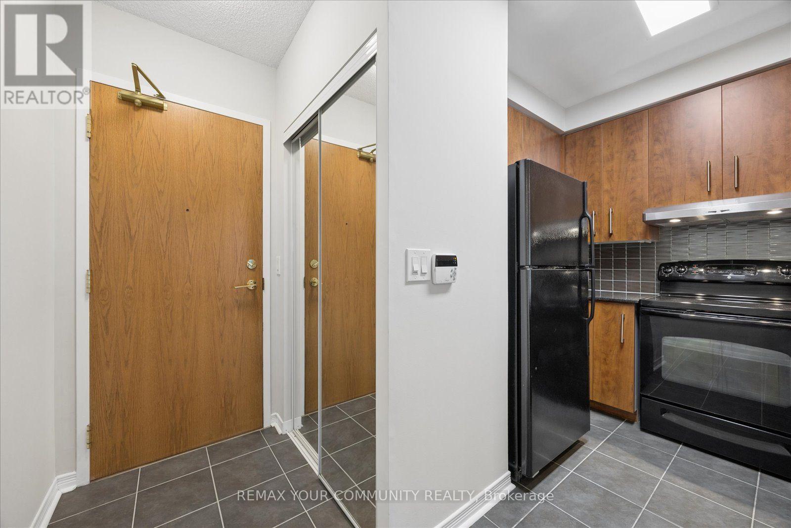 209 - 5500 Yonge Street, Toronto, Ontario  M2N 7L1 - Photo 6 - C13738976