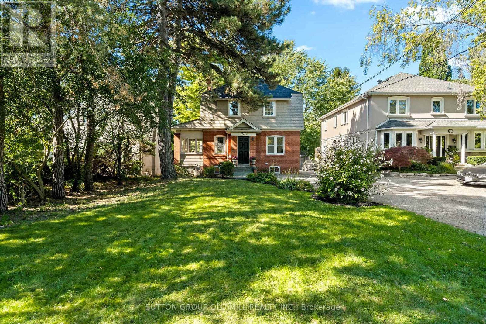 1372 Islington Avenue, Toronto, Ontario M9A 3K6 - Photo 1 - W13830658