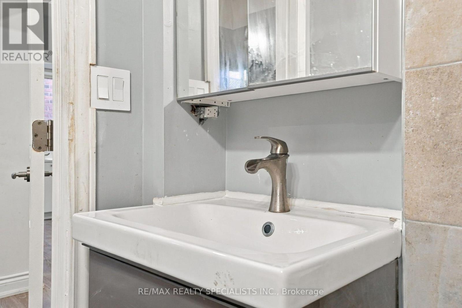 Bsmt - 1011 Mccuaig Drive, Milton, Ontario L9T 6S4 - Photo 15 - W13830734