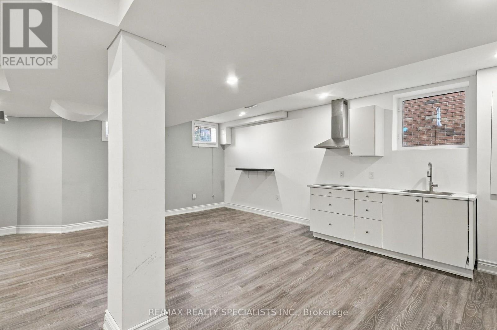 Bsmt - 1011 Mccuaig Drive, Milton, Ontario L9T 6S4 - Photo 3 - W13830734