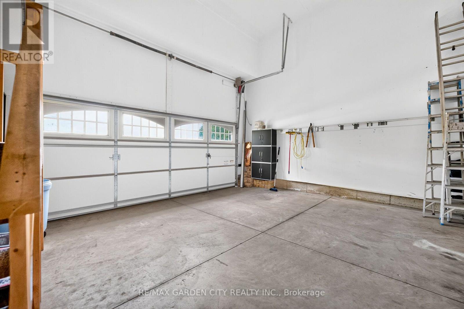18 Heathcote Court, Grimsby, Ontario  L3M 0A6 - Photo 34 - X13830566