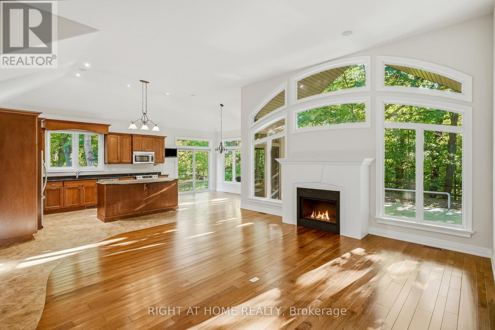 2206 Four Mile Creek Road, Niagara-On-The-Lake, Ontario  L0S 1J0 - Photo 11 - X13830582
