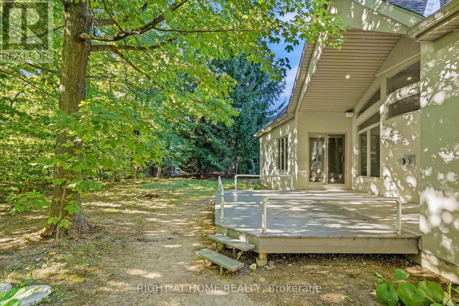 2206 Four Mile Creek Road, Niagara-On-The-Lake, Ontario  L0S 1J0 - Photo 38 - X13830582