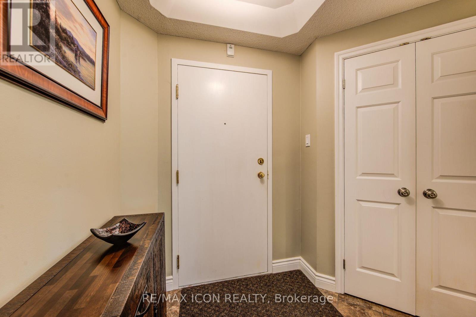 32 - 45 Blue Springs Drive, Waterloo, Ontario  N2J 4P1 - Photo 6 - X13830608