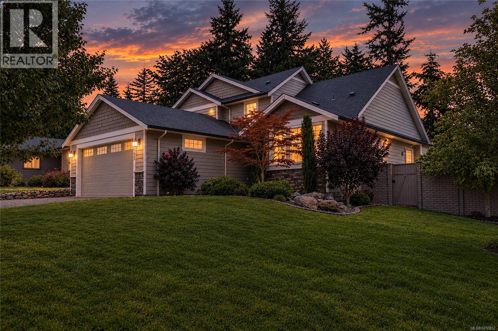 2763 Fife Pl, Courtenay, British Columbia  V9N 4A6 - Photo 1 - 1050852