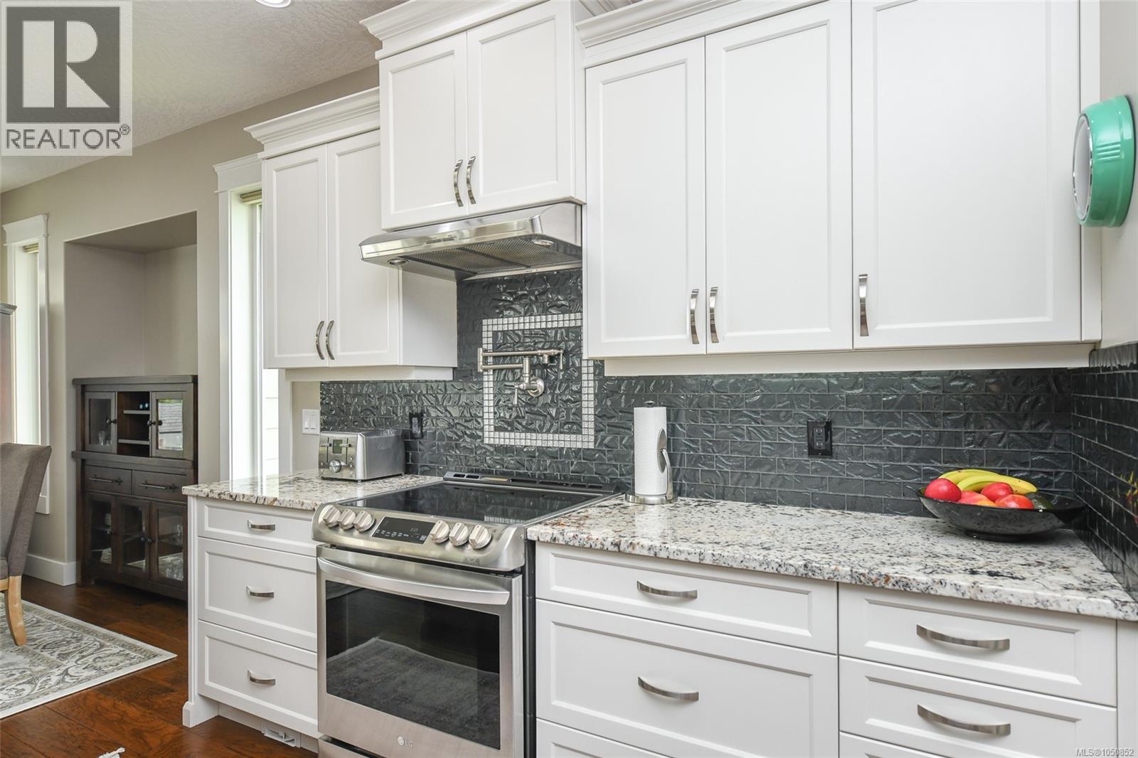 2763 Fife Pl, Courtenay, British Columbia  V9N 4A6 - Photo 7 - 1050852