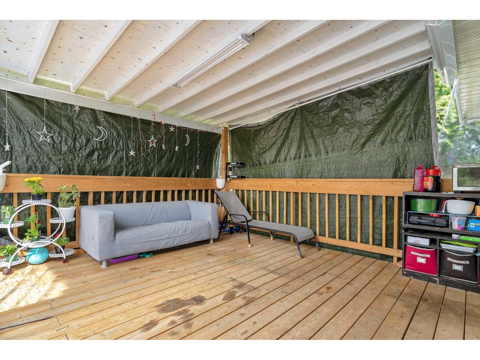 10865 152 Street, Surrey, British Columbia  V3R 4H3 - Photo 7 - R3169742