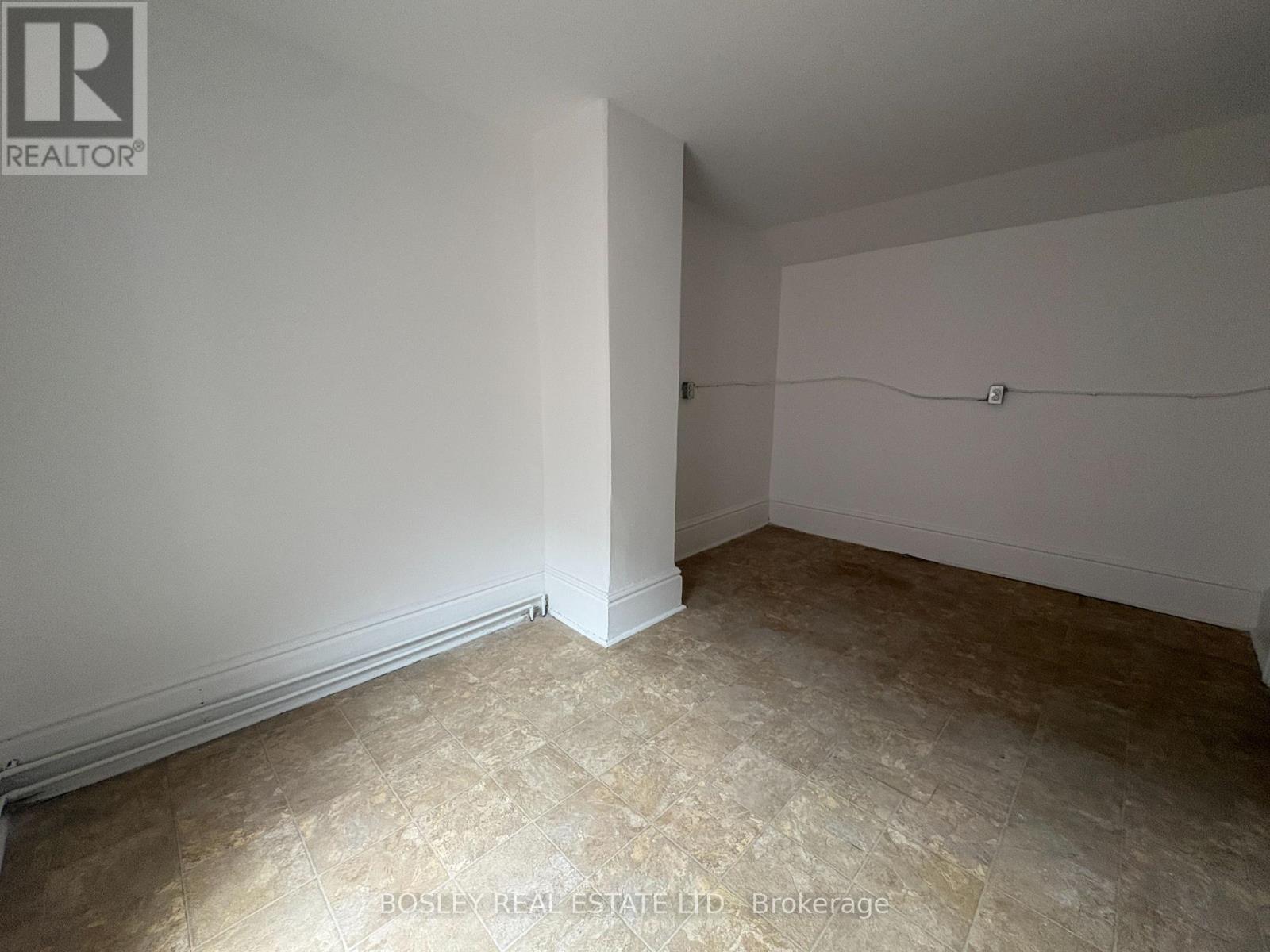 Upper - 14 D'arcy Street, Toronto, Ontario  M5T 1J7 - Photo 21 - C13774050