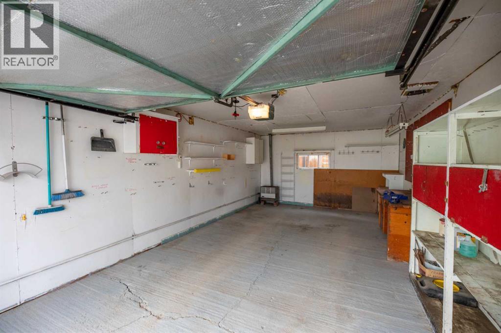 104 Fraser Street, Hinton, Alberta  T7V 1B7 - Photo 27 - A2348190