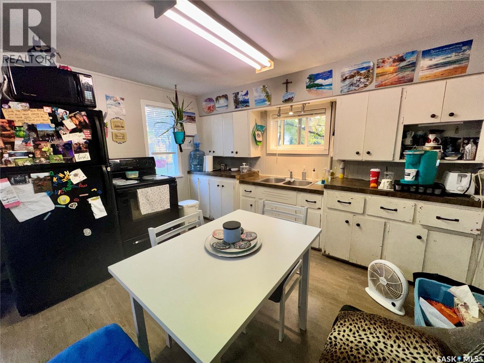 1221 14th Street W, Prince Albert, Saskatchewan  S6V 3M8 - Photo 4 - SK049613