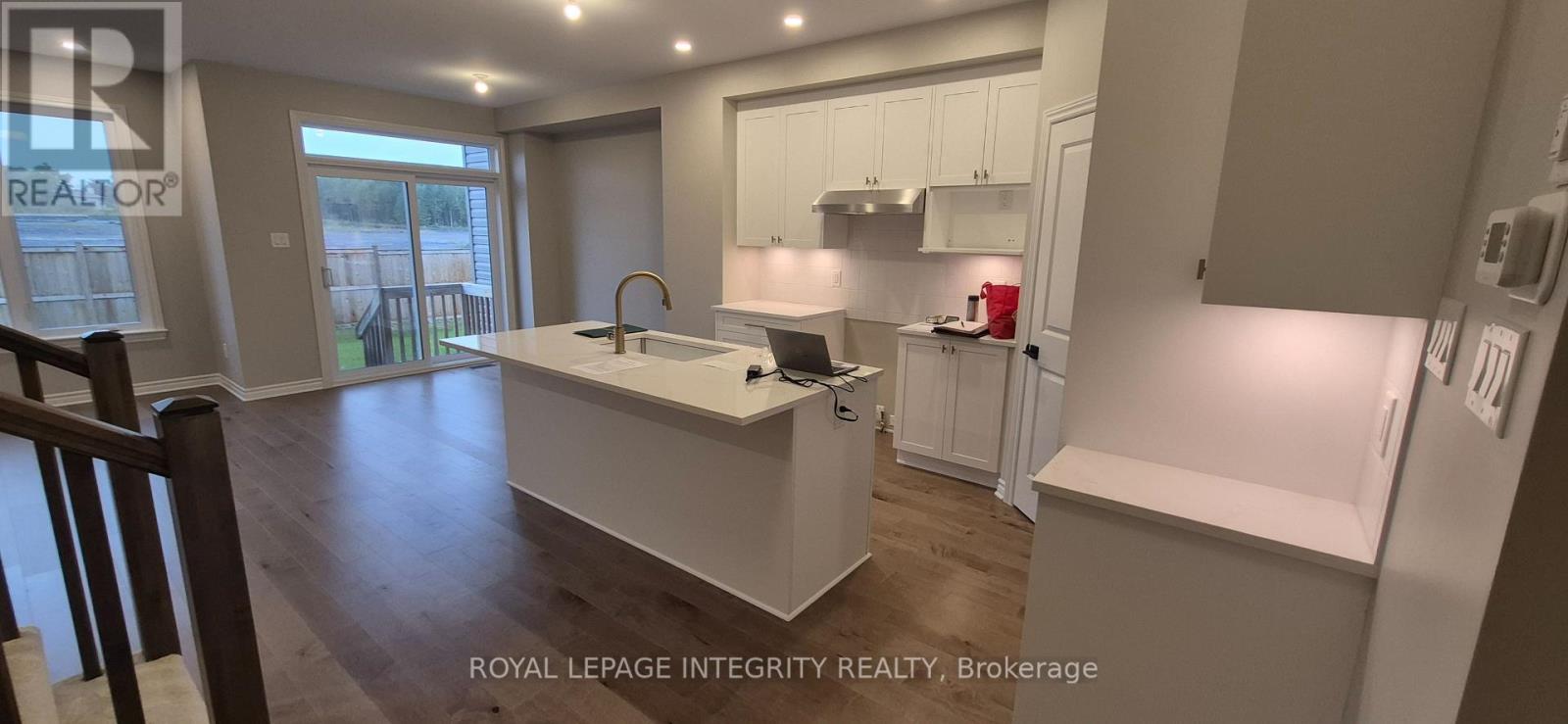 1117 Cope Drive, Ottawa, Ontario  K2S 3E9 - Photo 5 - X13830742