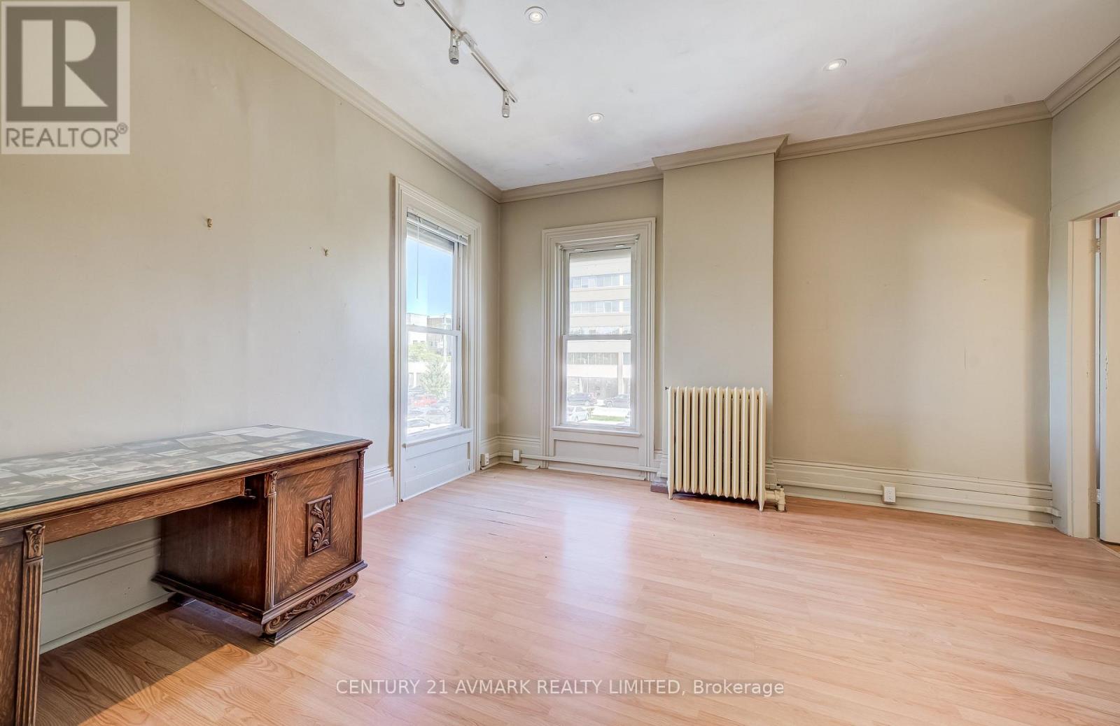 37 Church Street, St. Catharines, Ontario  L2R 3B7 - Photo 12 - X13830766