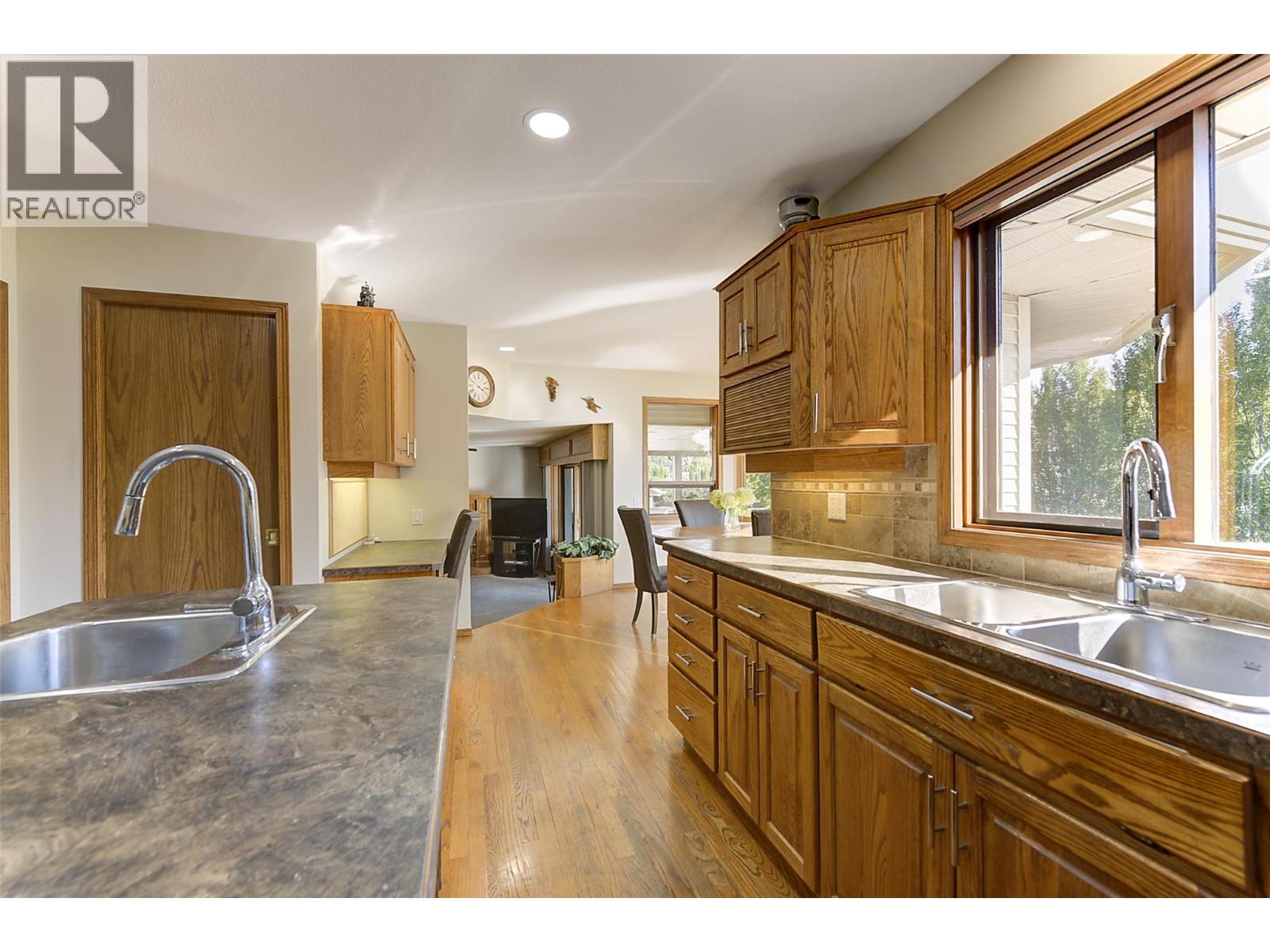 1385 Mountain Avenue, Kelowna, British Columbia  V1Y 7H3 - Photo 14 - 10401149