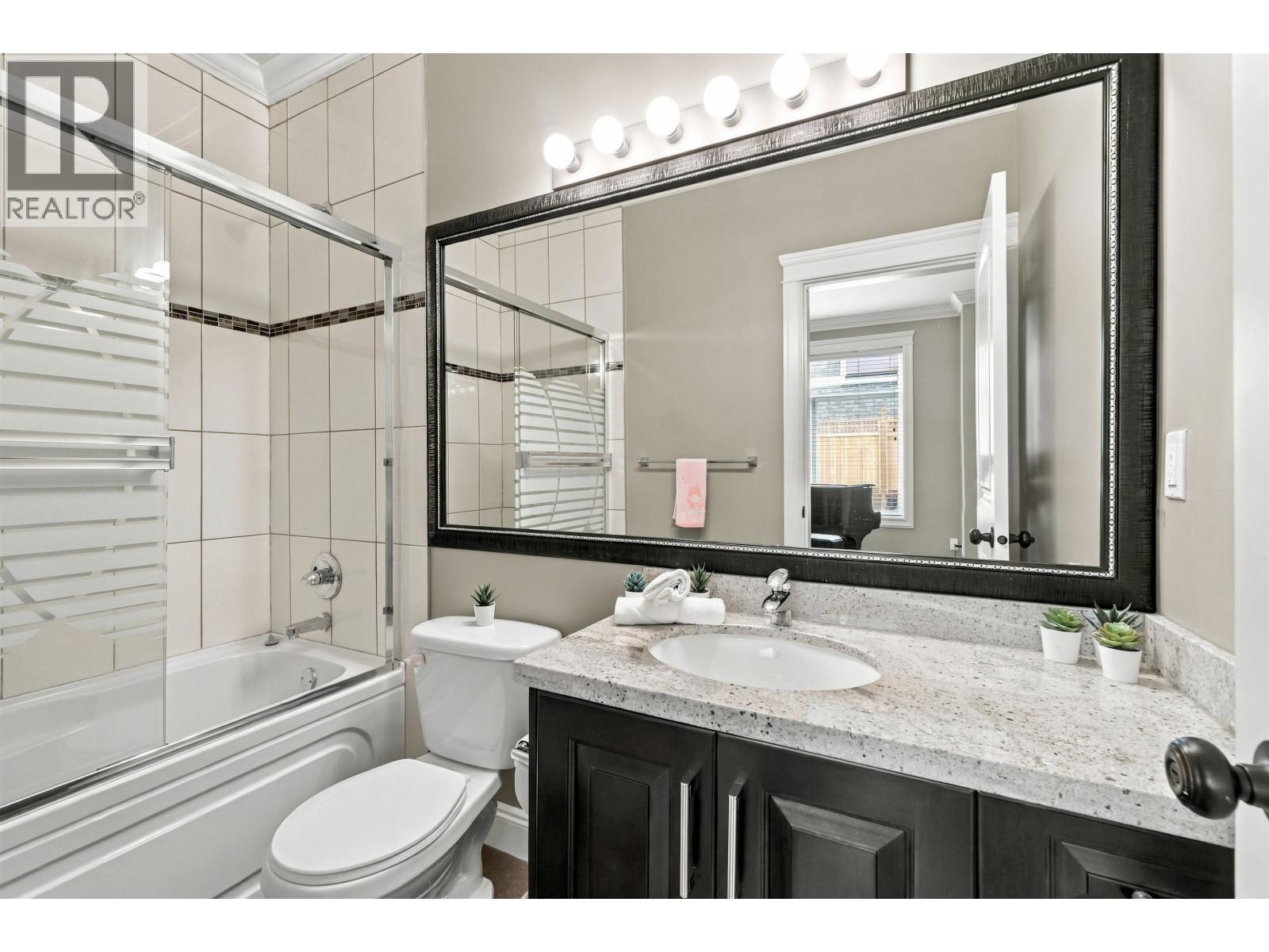 702 Grover Avenue, Coquitlam, British Columbia  V3J 3C6 - Photo 16 - R3169720