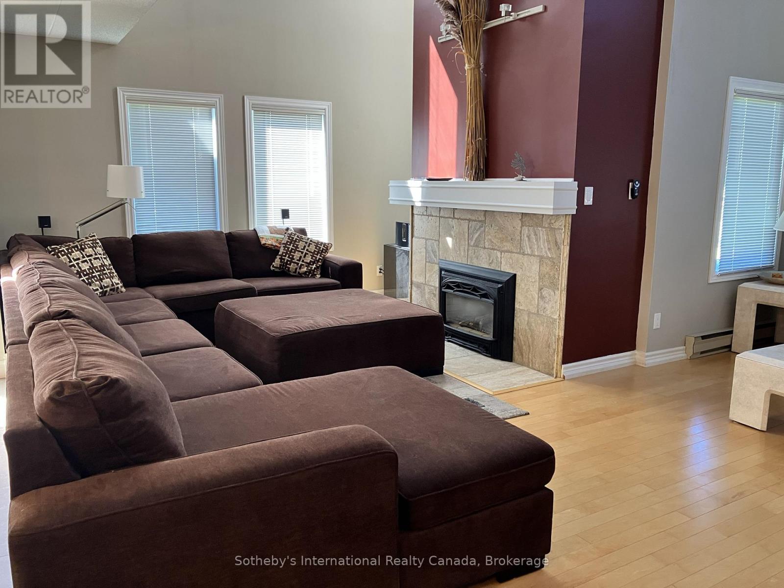 214 - 169 Jozo Weider Boulevard, Blue Mountains, Ontario L9Y 0P7 - Photo 5 - X13830786