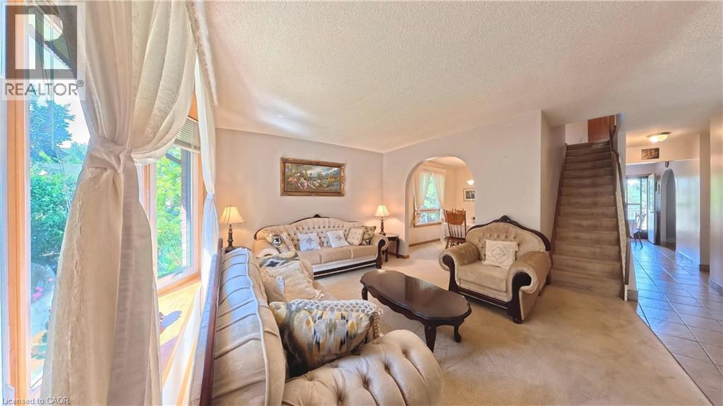56 Scenic Wood Crescent, Kitchener, Ontario  N2A 3N6 - Photo 4 - 40865235