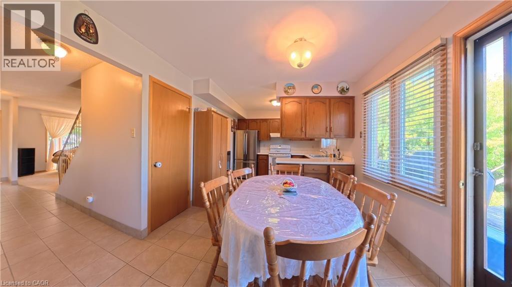 56 Scenic Wood Crescent, Kitchener, Ontario  N2A 3N6 - Photo 11 - 40865235