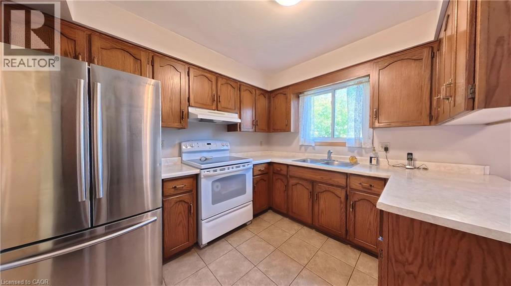 56 Scenic Wood Crescent, Kitchener, Ontario  N2A 3N6 - Photo 15 - 40865235