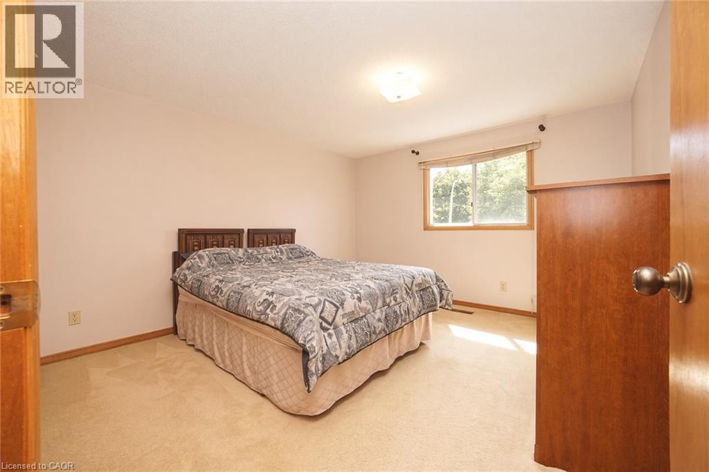 56 Scenic Wood Crescent, Kitchener, Ontario  N2A 3N6 - Photo 33 - 40865235