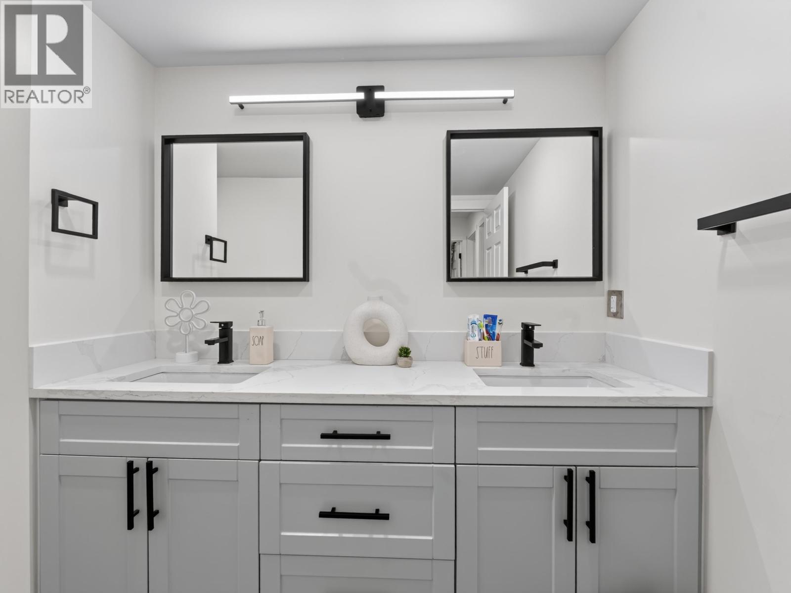 1 2206 Folkestone Way, West Vancouver, British Columbia V7S 2X7 - Photo 24 - R3169703
