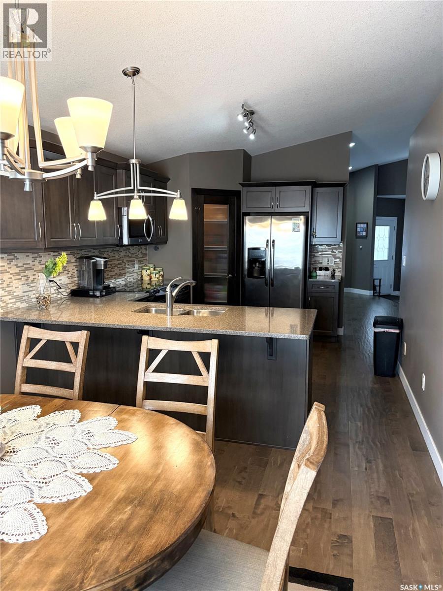 206 Thauberger Road N, Regina, Saskatchewan  S4Y 0C3 - Photo 14 - SK049611