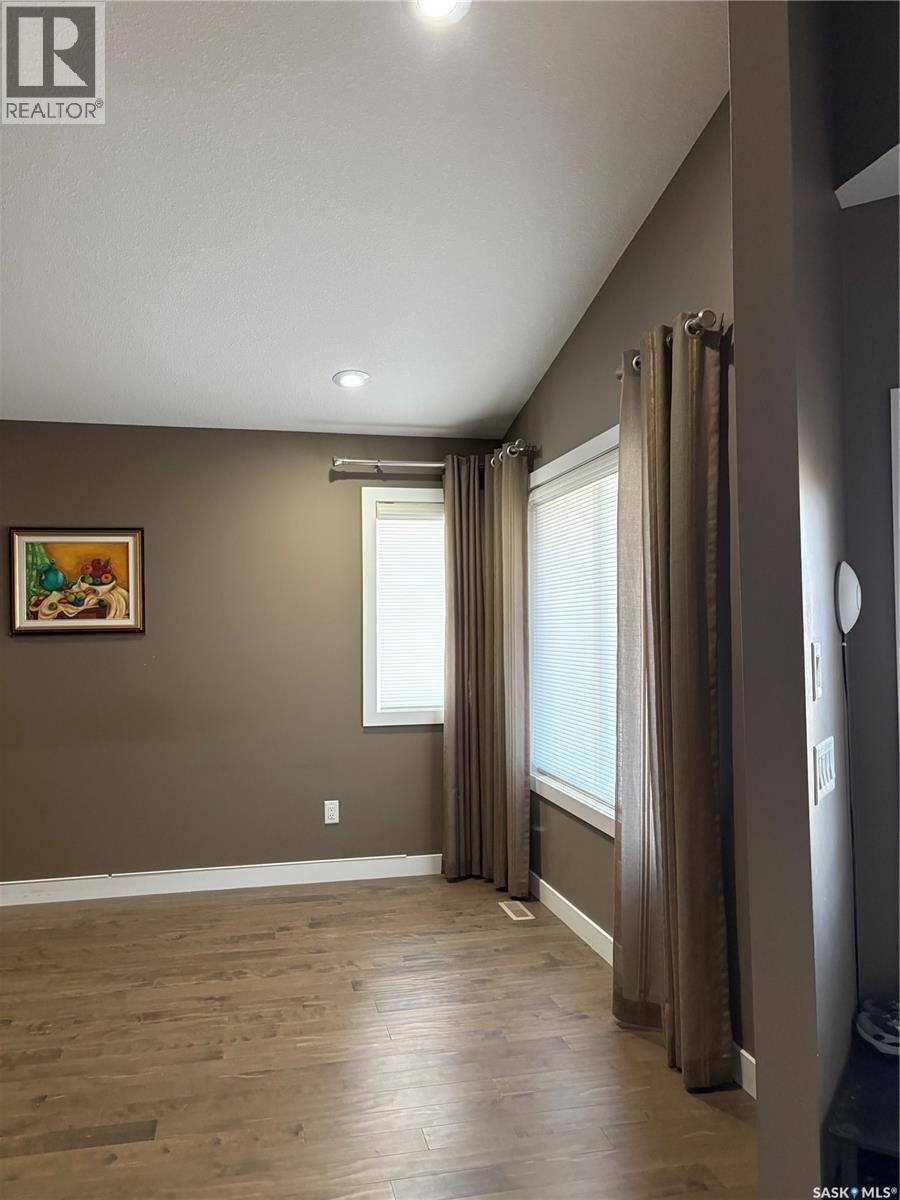 206 Thauberger Road N, Regina, Saskatchewan  S4Y 0C3 - Photo 8 - SK049611