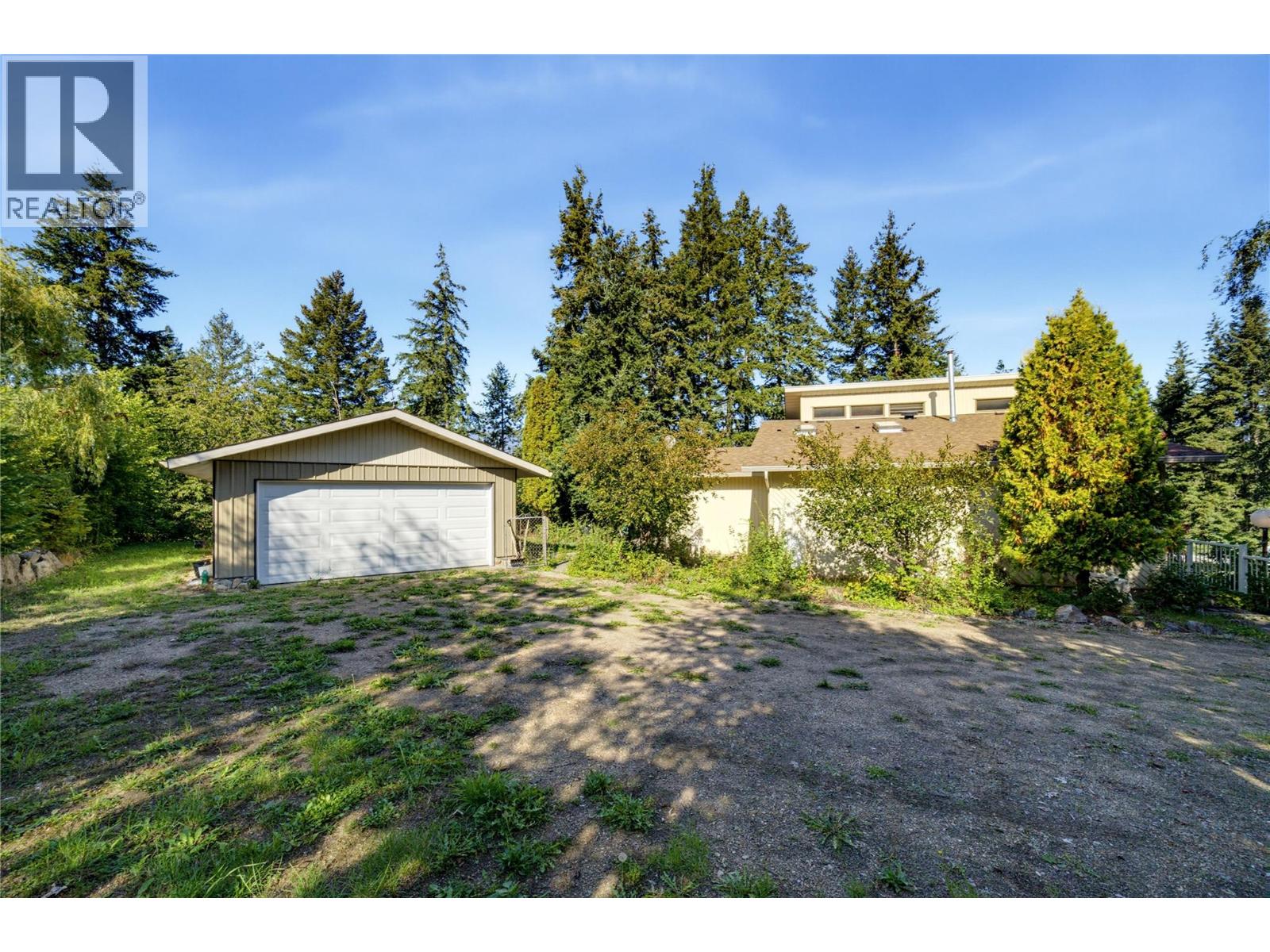 370 10 Avenue SE, Salmon Arm, British Columbia  V1E 2C3 - Photo 71 - 10401960