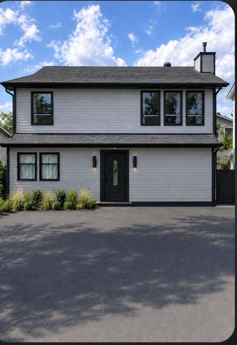 12809 114 Avenue, Surrey, British Columbia  V3R 2L2 - Photo 1 - R3169759