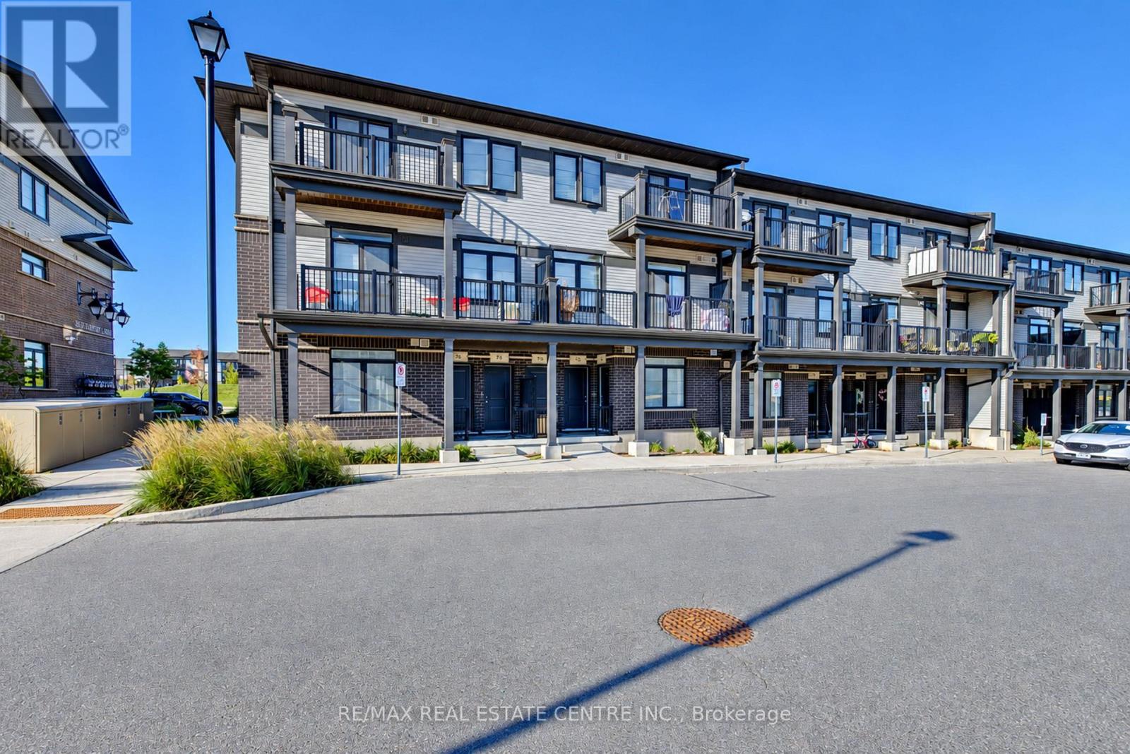 37 - 74 WHEAT LANE, Kitchener, Ontario