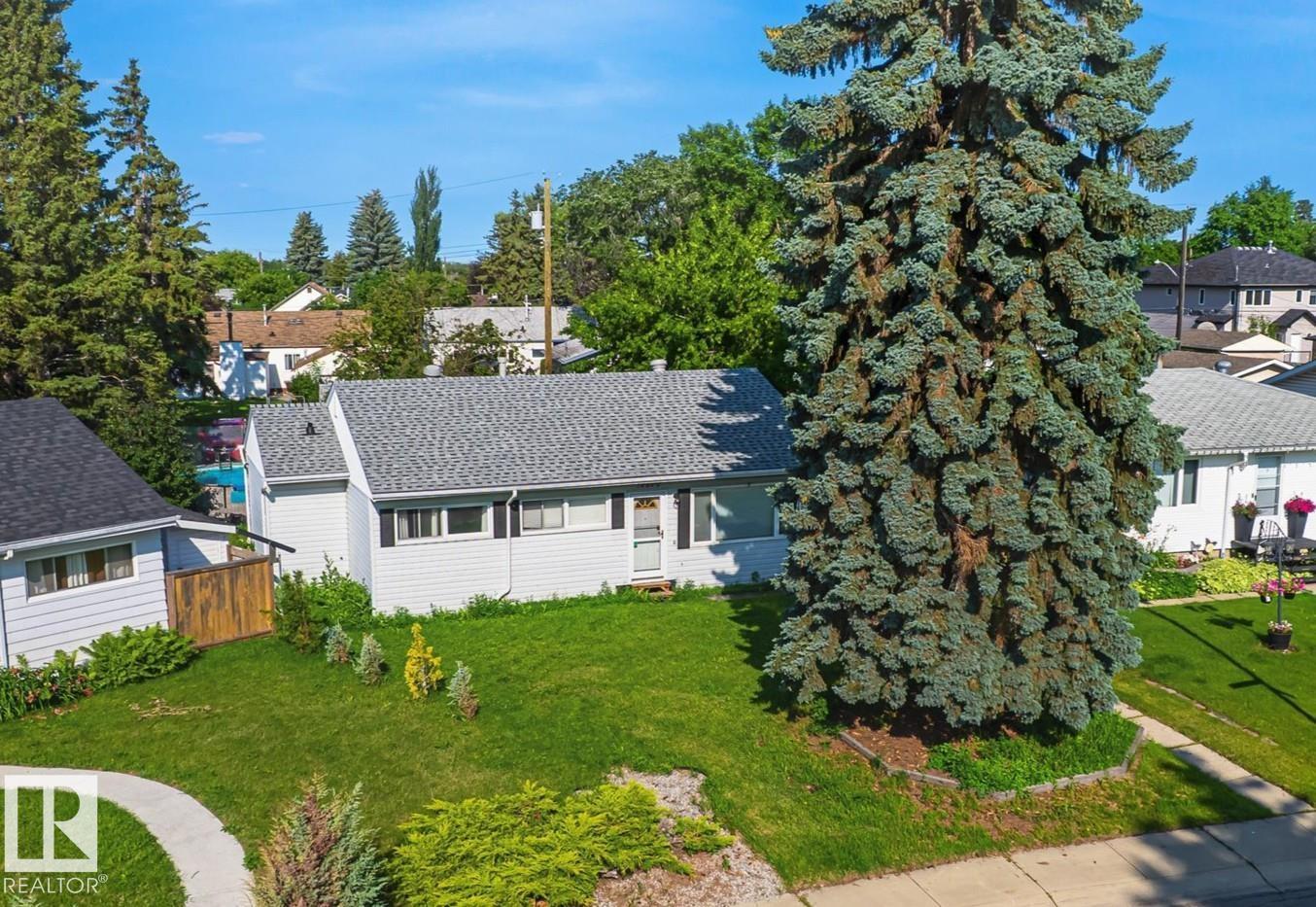 12820 132 St Nw, Edmonton, Alberta  T5L 1R1 - Photo 1 - E4507788