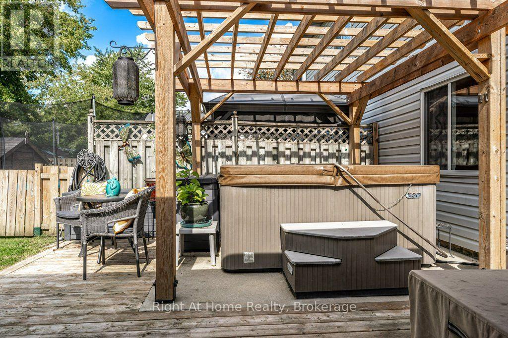 301 Norman Street, Stratford, Ontario  N5A 7Y3 - Photo 41 - X13719574