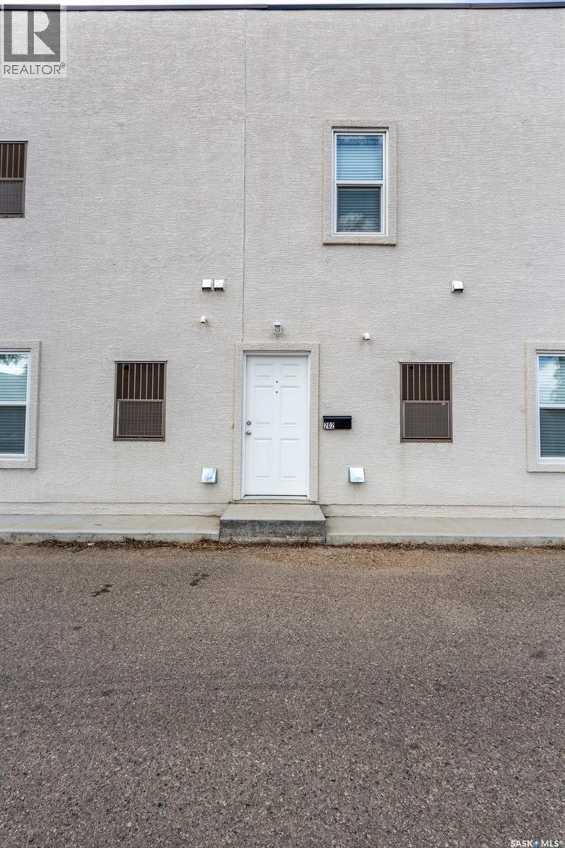 1555 Princess Street, Regina, Saskatchewan  S4T 3Z3 - Photo 25 - SK049599