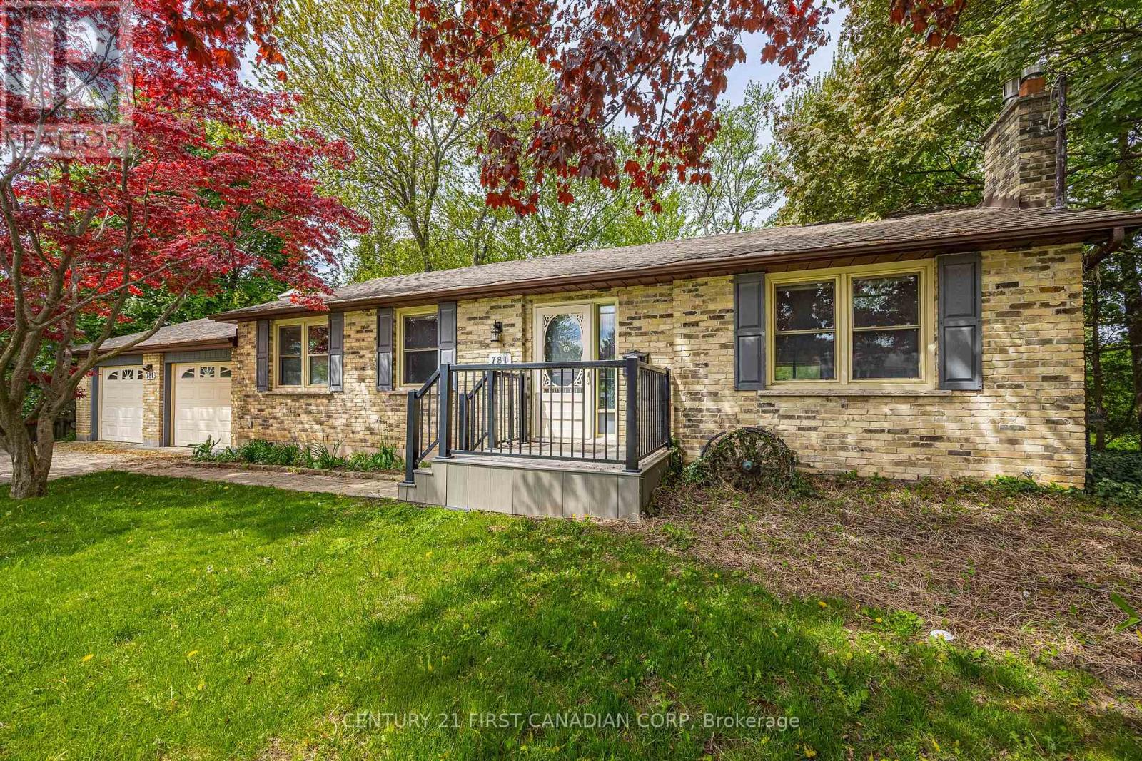 781 Verulam Street, London South, Ontario N6C 5C7 - Photo 2 - X13830830