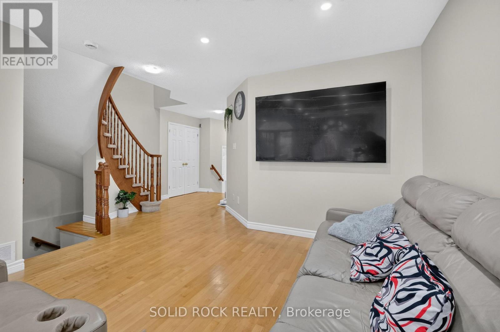 2073 Hiboux Street, Ottawa, Ontario  K4A 4J7 - Photo 7 - X13830890
