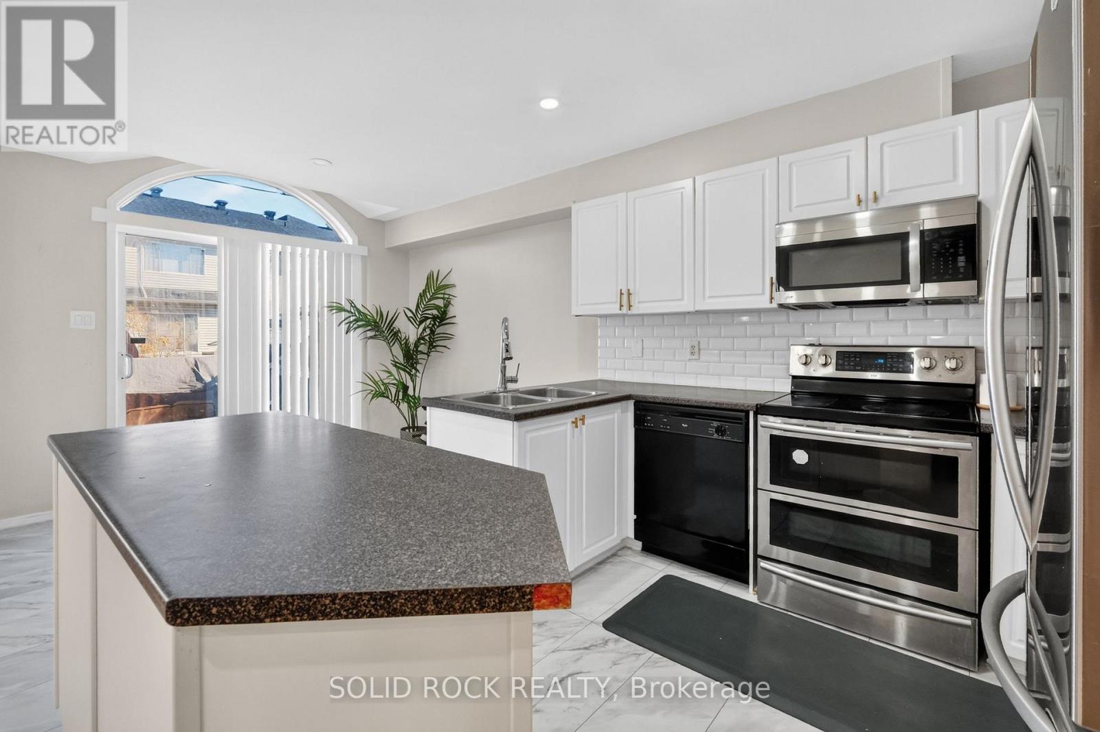2073 Hiboux Street, Ottawa, Ontario  K4A 4J7 - Photo 9 - X13830890