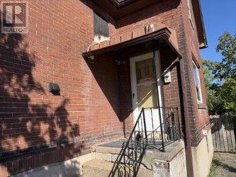 12a Jarvis Street, Fort Erie, Ontario  L2A 2S1 - Photo 1 - X13830930