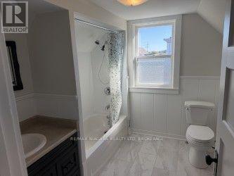 12a Jarvis Street, Fort Erie, Ontario  L2A 2S1 - Photo 10 - X13830930